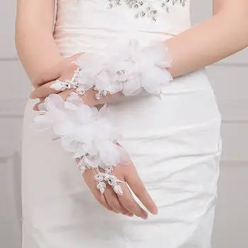 Новый стиль Элегантные красно-белые аксессуары для выпускного вечера Перчатки Короткий дизайн Цветочное украшение Свадебные перчатки для новобрачных