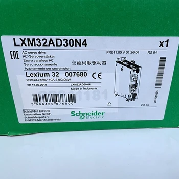 Сервопривод движения LXM32AD18N4 Lexium 32 с трехфазным напряжением питания 208/480 В1.8 кВт